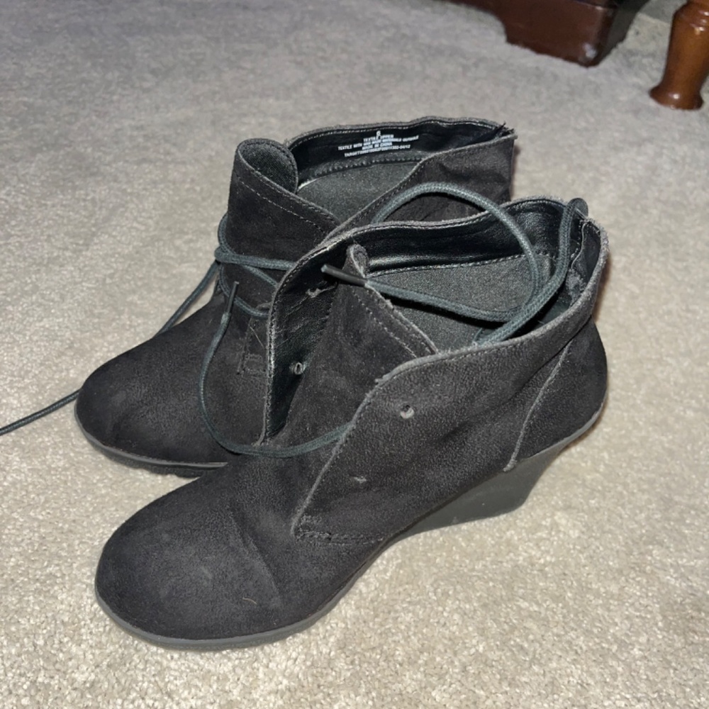 Target booties - Picture 4 of 4
